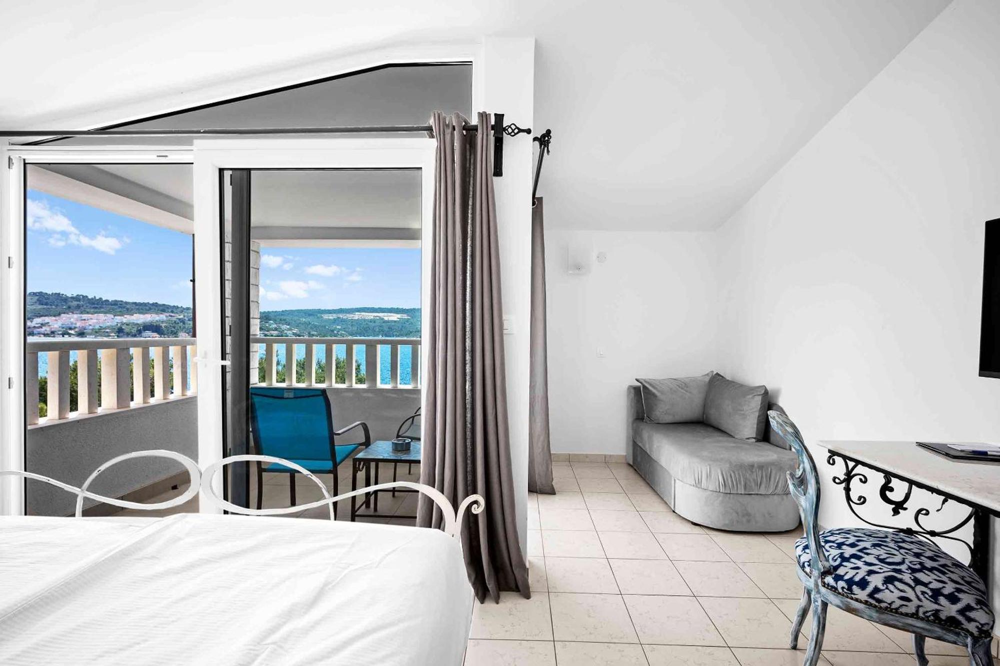 Boutique Guesthouse Sveti Petar, On The Beach, Heated Pool & Boat Berth - Adult Only Nečujam Eksteriør bilde