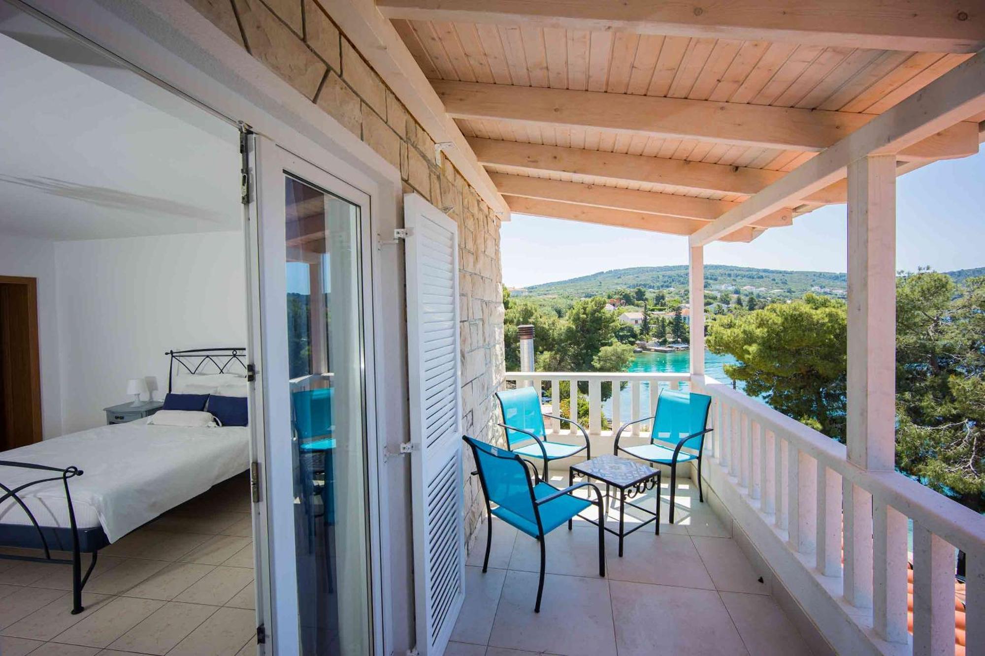 Boutique Guesthouse Sveti Petar, On The Beach, Heated Pool & Boat Berth - Adult Only Nečujam Eksteriør bilde