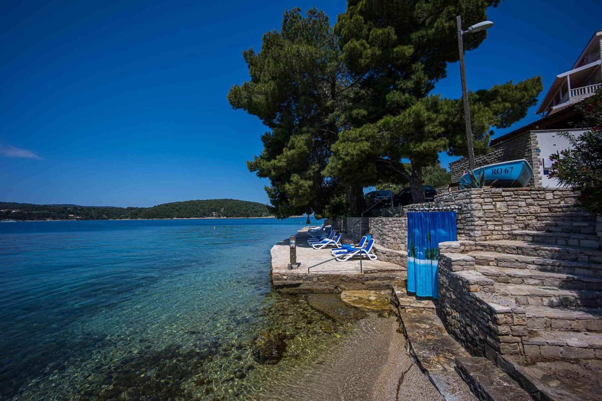 Boutique Guesthouse Sveti Petar, On The Beach, Heated Pool & Boat Berth - Adult Only Nečujam Eksteriør bilde