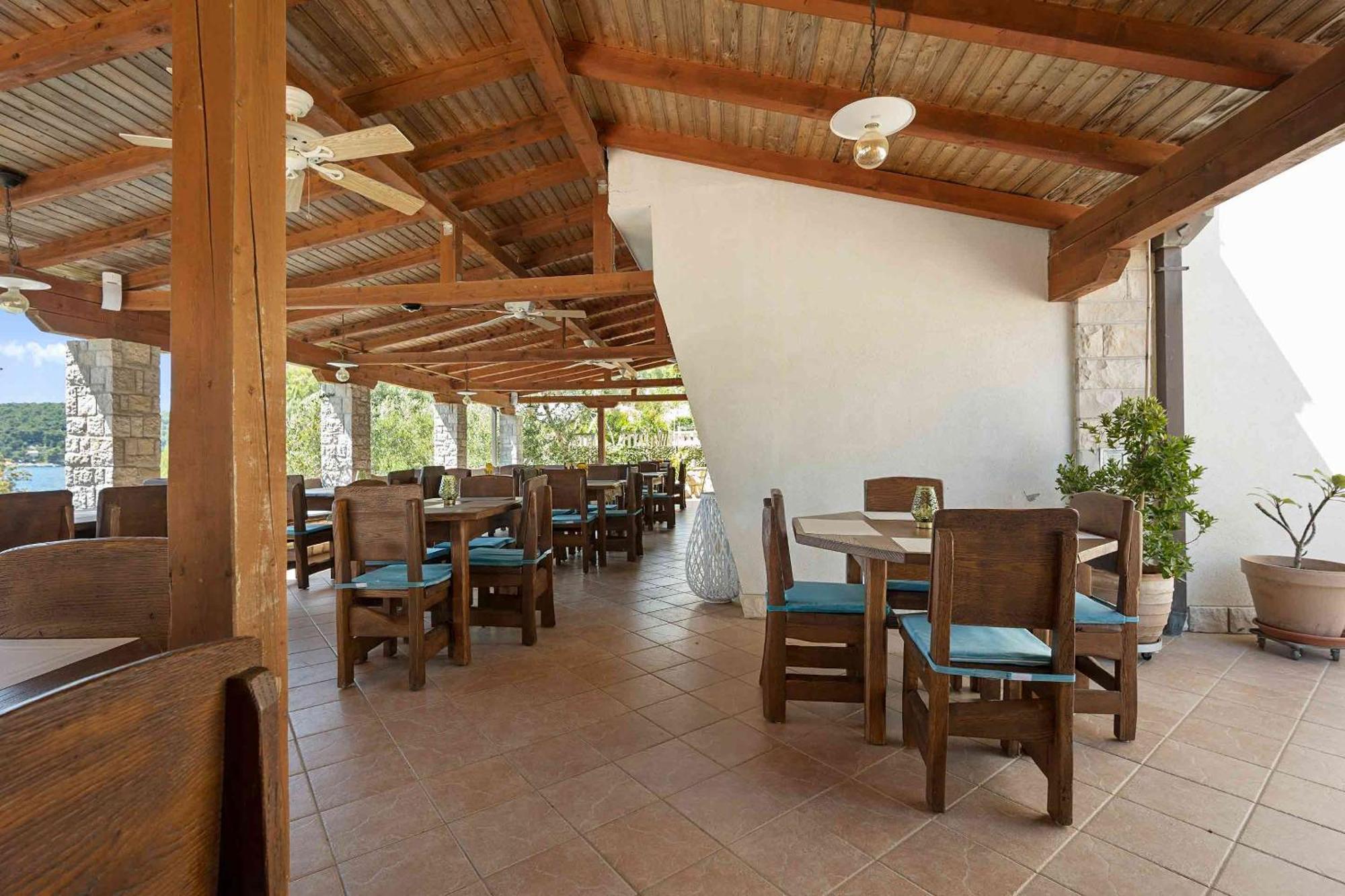Boutique Guesthouse Sveti Petar, On The Beach, Heated Pool & Boat Berth - Adult Only Nečujam Eksteriør bilde